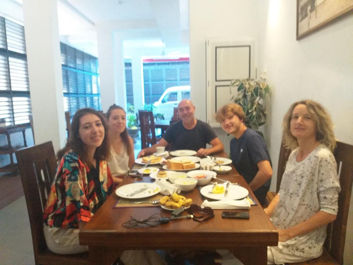 De Mansion Hotels Katugastota المظهر الخارجي الصورة