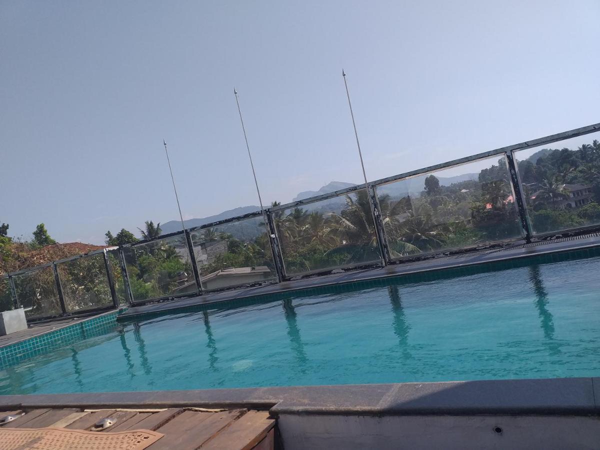De Mansion Hotels Katugastota المظهر الخارجي الصورة