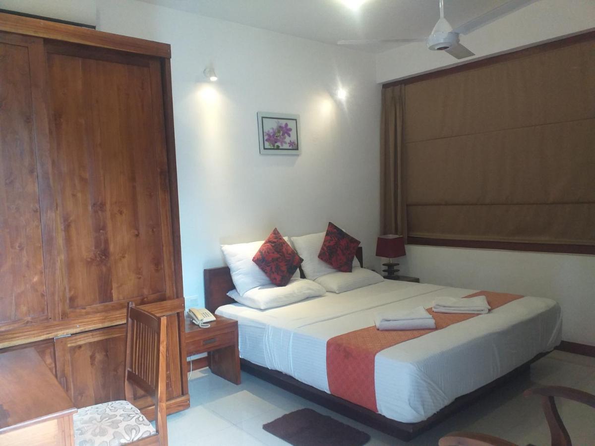 De Mansion Hotels Katugastota المظهر الخارجي الصورة
