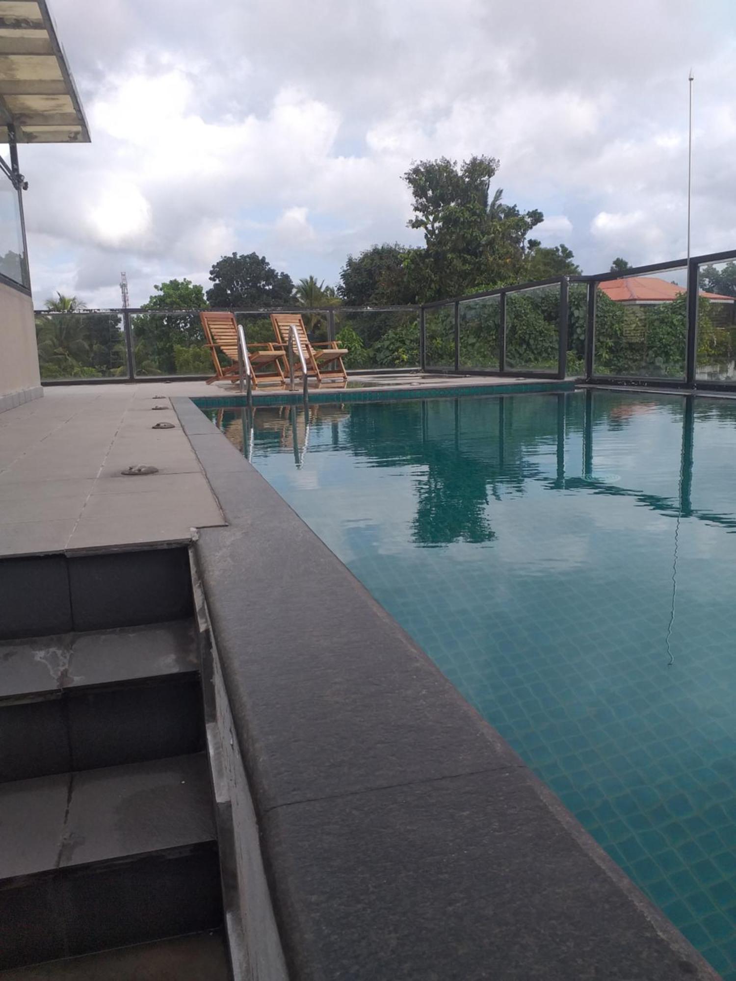 De Mansion Hotels Katugastota المظهر الخارجي الصورة